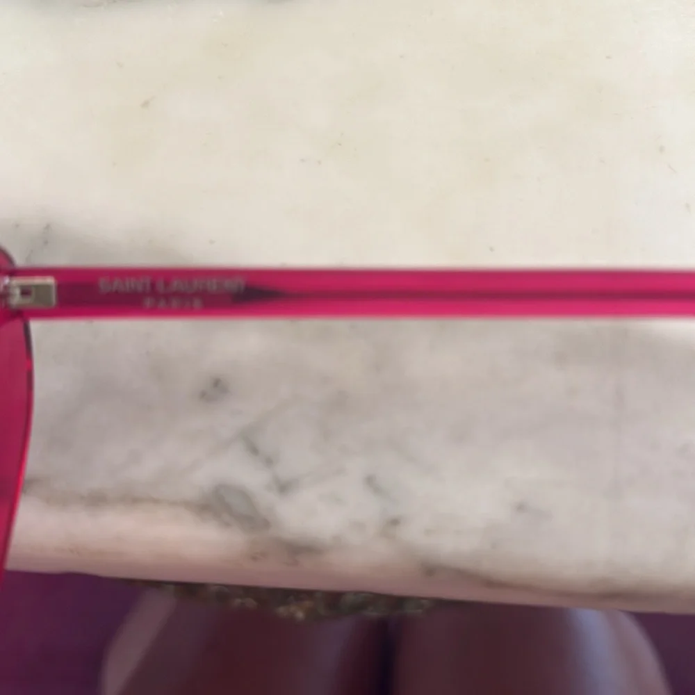 Saint Laurent Pink LOU LOU heart glasses! NBW - Picture 4 of 5